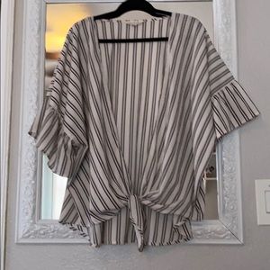 Tie front top